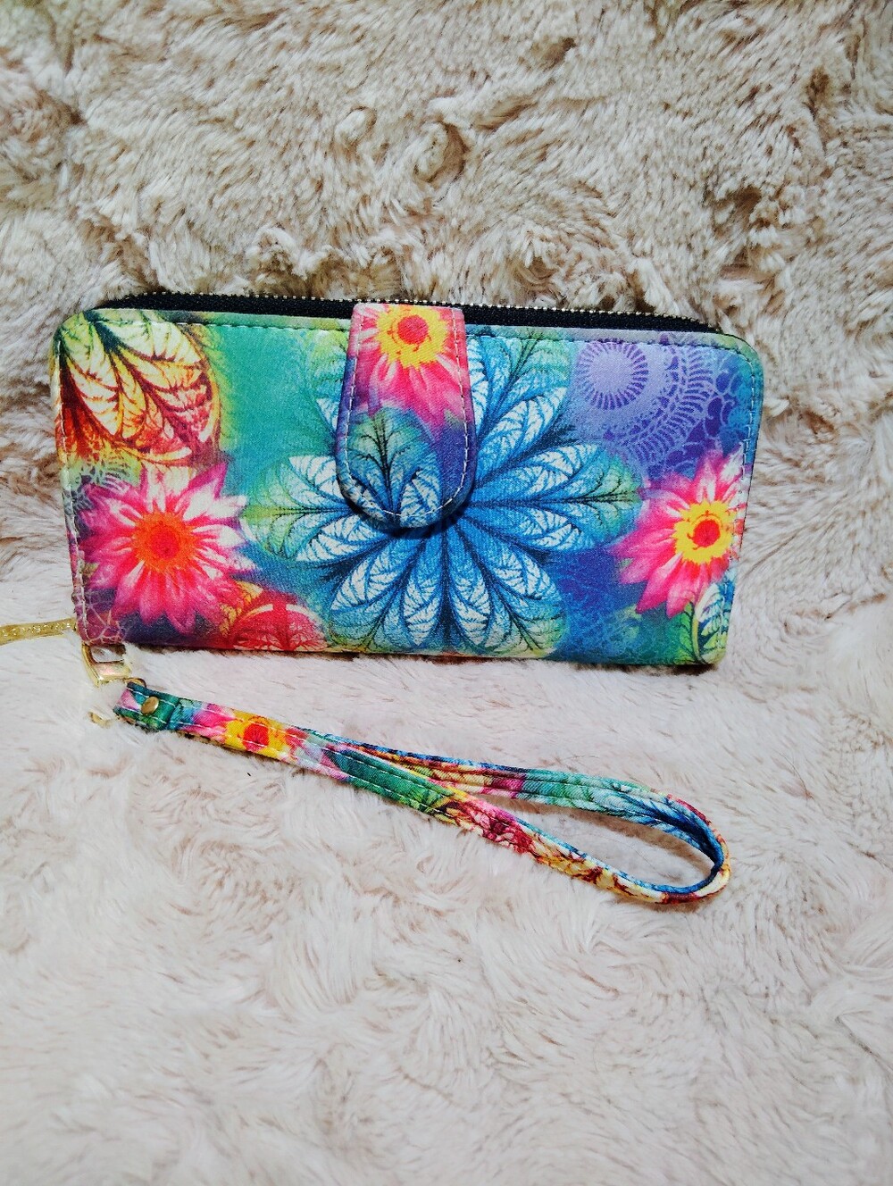 Loveshe, Floral, Boho, RDIF, Zip Around Wristlet